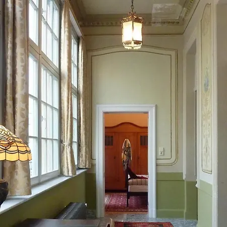 アパート Haniel Paul *