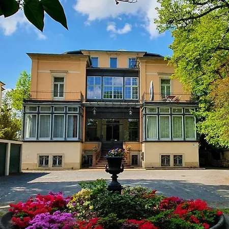 Haniel Paul アパート