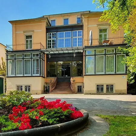 Haniel Paul Drážďany